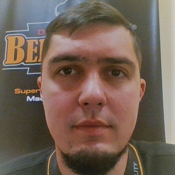 Миронов Евгений